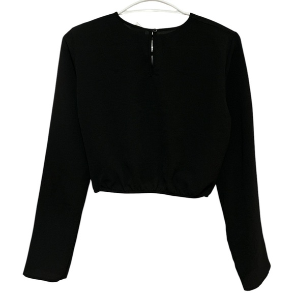 3 For 25 NWOT divided Black long sleeve crop top - Picture 3 of 4